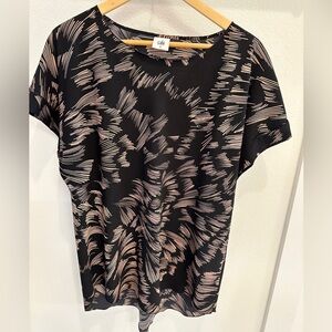 CAbi Pink/black “Tate” top